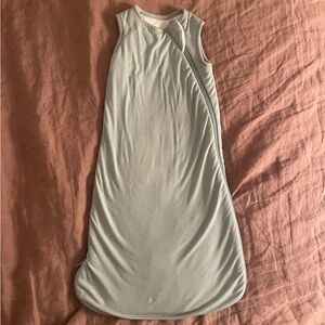 Kyte Baby light green sleep sack XS